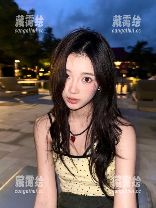 17吃瓜官网：翻开网页，一秒把你青春的尴尬回忆翻出来