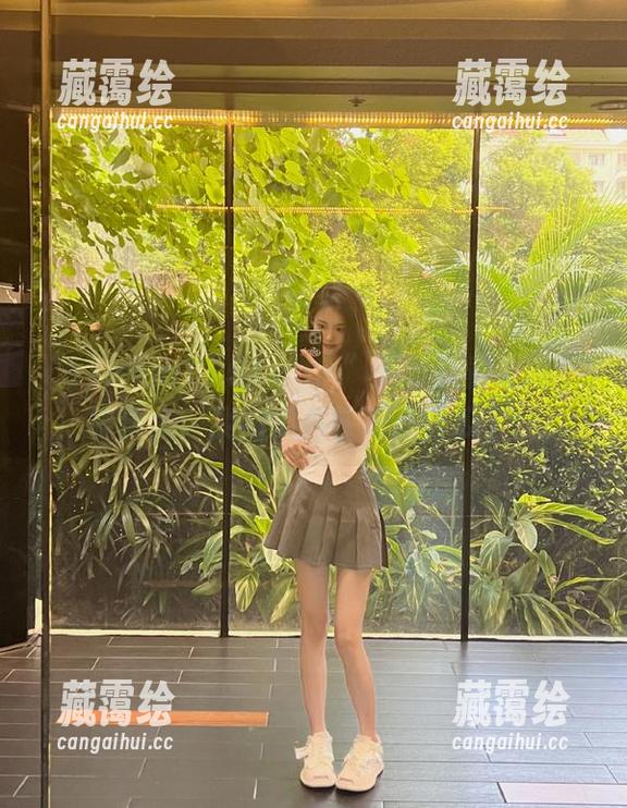 “51.com”网页：看热闹不嫌事大，我的瓜都快吃成西瓜了！