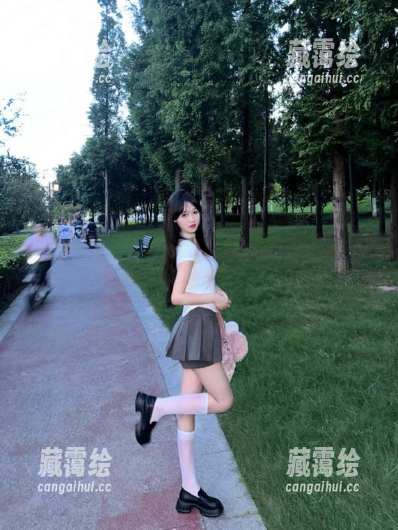 5i吃瓜网 在网页上下载5i吃瓜网,你准备好被各种瓜砸中了嘛?