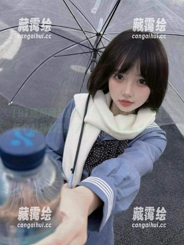 站在91吃瓜网页前，页面上每个瓜我都想一尝为快，真让人受不了。