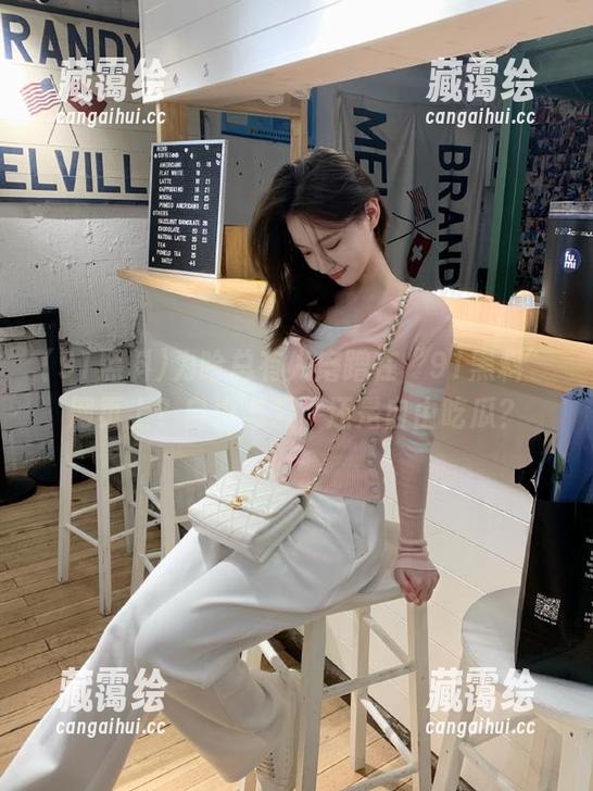 91黑料 为啥总有人磨蹭在“91黑料”网页上?自由恋爱,还是自由吃瓜?
