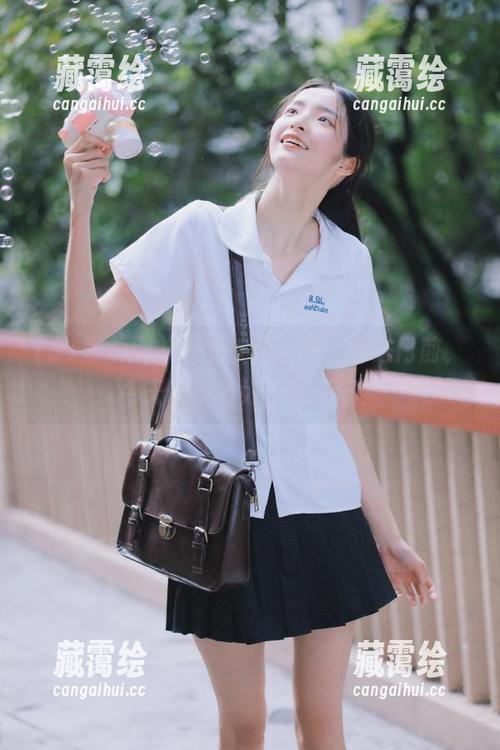 在“91黑料网”传送门前，今天你准备好吃瓜了吗？