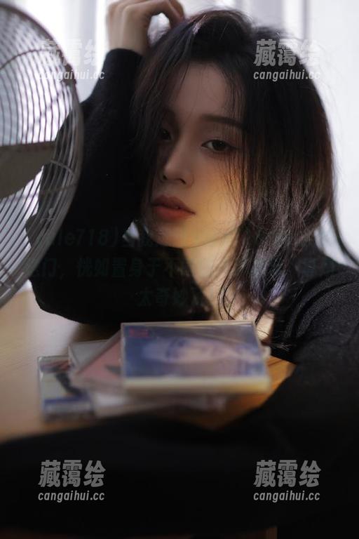当我透过yule718.net的传送门，恍如置身于不同的八卦次元，真是太奇妙了！