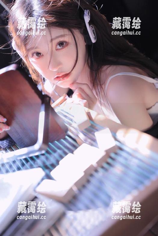 吃瓜群众网cgfun：登录，带你领略那些你未曾见过的精彩瞬间。