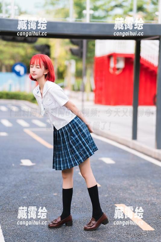 黑料网app视频：今天又聊聊奇葩操作，服了服了！